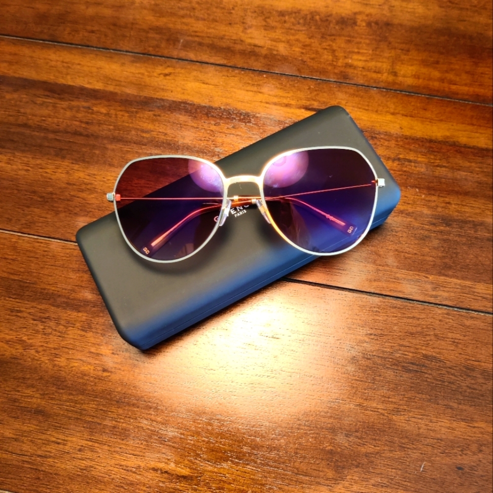 NEW Givenchy Sunglasses 😎